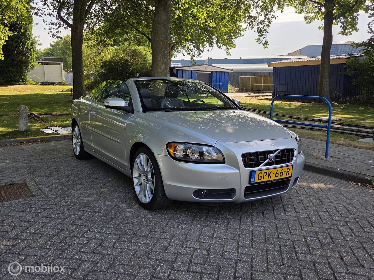 Volvo C70 Convertible - 2.4i Kinetic 2.4i Kinetic - AutoWereld.nl