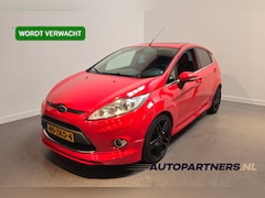 Ford Fiesta - 1.6 Titanium - Stoelverwarming - Schuif/Kanteldak - Leder - 17"