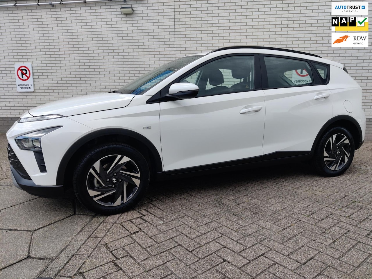 Hyundai Bayon - 1.0 T-GDI Comfort / CARPLAY / AIRCO/ LM VELGEN! - AutoWereld.nl