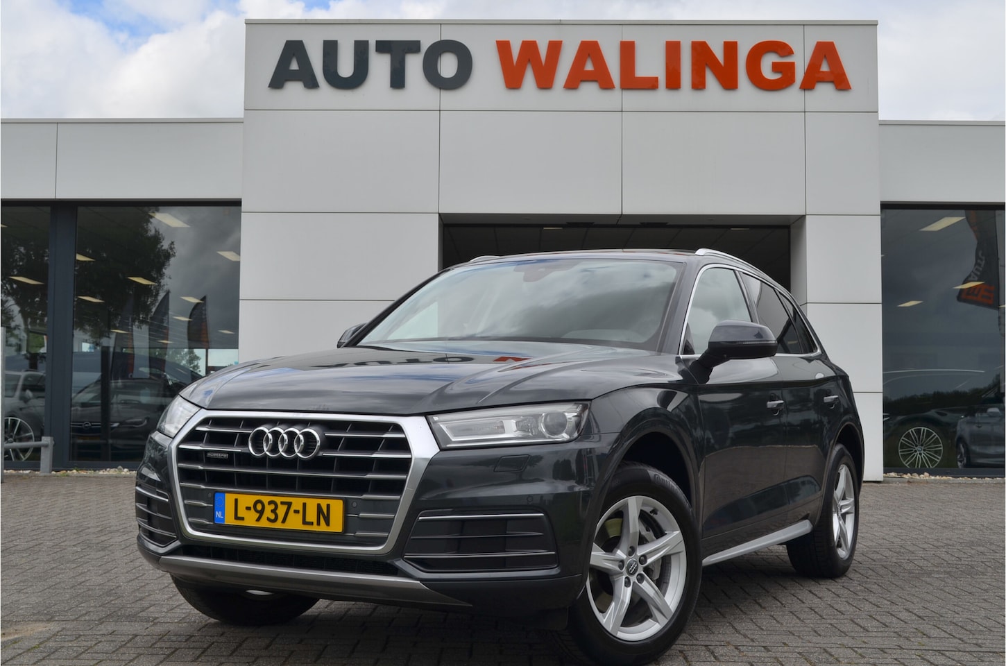 Audi Q5 - 2.0 TDI quattro Panoramadak Virtual cockpit Sportstoel Leer Achteruitrij camera - AutoWereld.nl