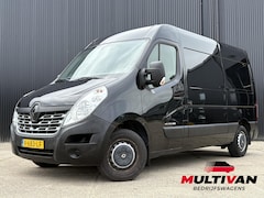 Renault Master - T35 2.3 dCi L2H2 145pk | Navigatie | Camera | Trekhaak | Airco | Cruise control | 12 maand