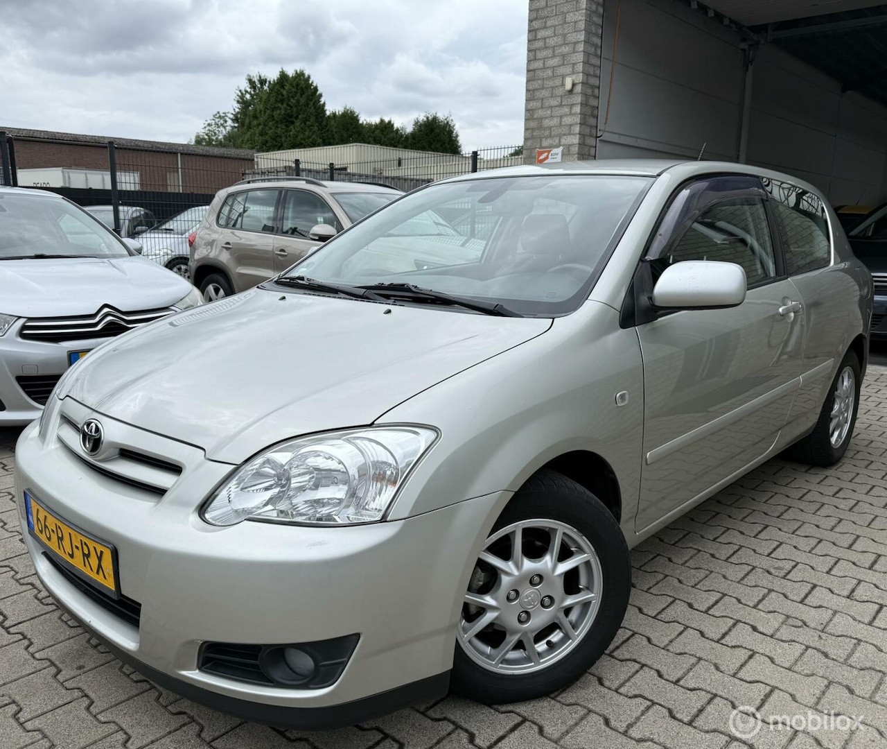 Toyota Corolla - 1.6 VVT-i Linea Sol / Airco / Navi / N.A.P - AutoWereld.nl