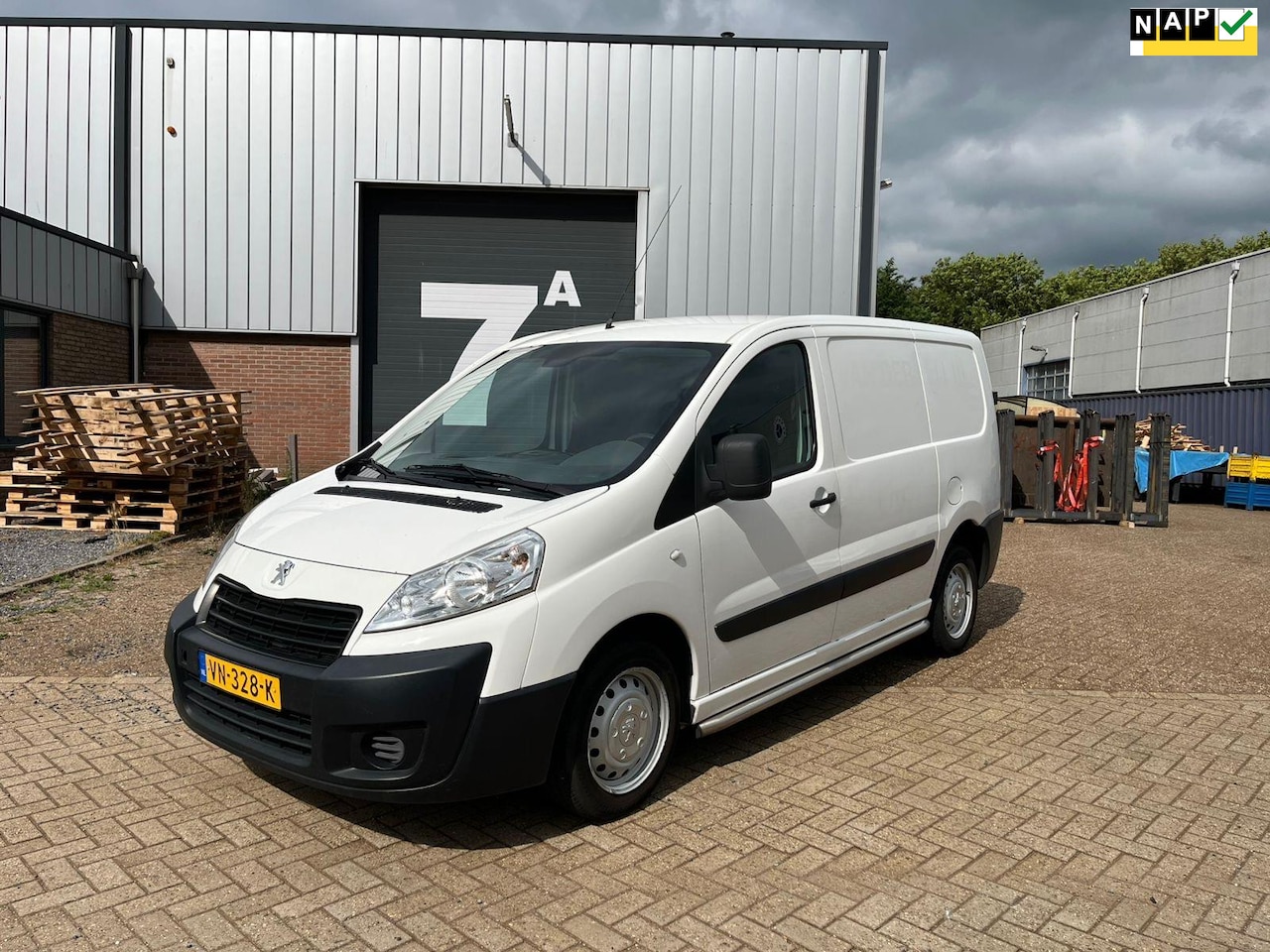 Peugeot Expert - 227 1.6 HDI L1H1 Pro 227 1.6 HDI L1H1 Profit+ - AutoWereld.nl
