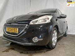Peugeot 208 - 1.2 VTi Style SCHADEAUTO