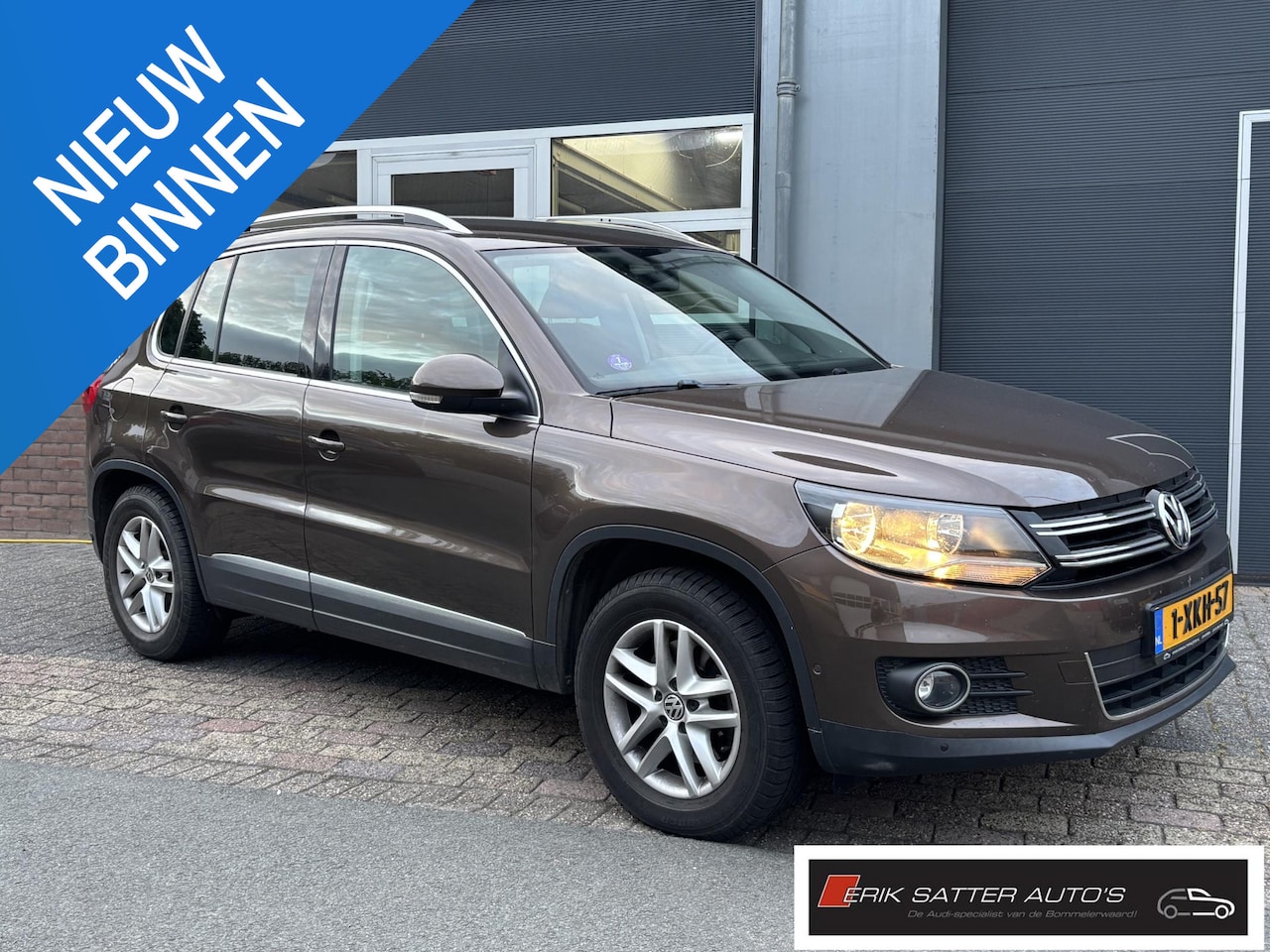 Volkswagen Tiguan - 1.4 TSI Sport&Style | Alcantara| uitklapbare trekhaak| Navigatie| PDC V+A| Winterset - AutoWereld.nl