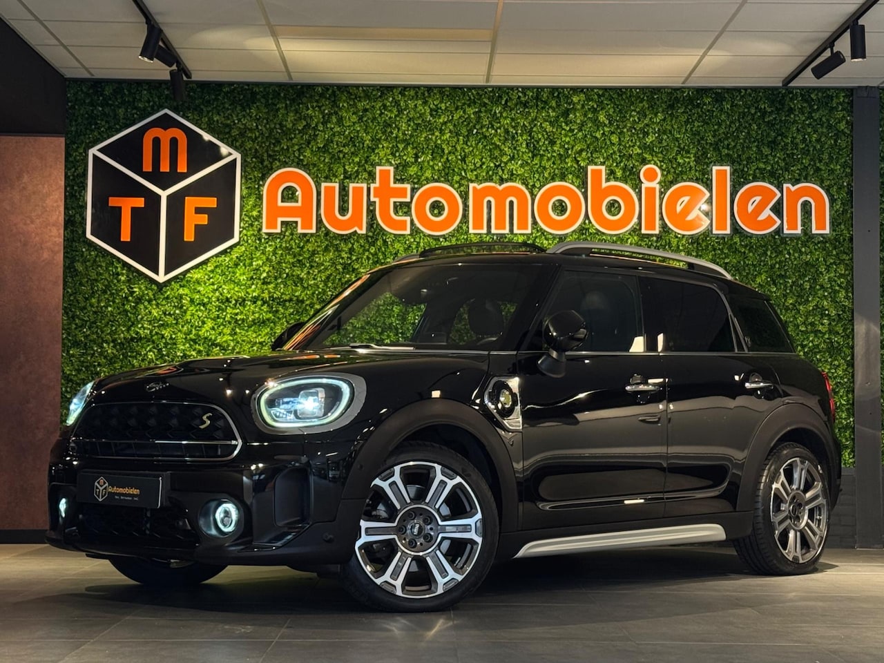 MINI Countryman - Mini 2.0 Cooper S E ALL4 MINI Yours 220 PK|PANO|VIRTUAL|BOMVOL|SUPERSTAAT - AutoWereld.nl