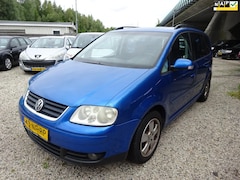 Volkswagen Touran - 1.6-16V FSI Trendline. Cruise control, 7 Persoons, Airco, 1e Eig