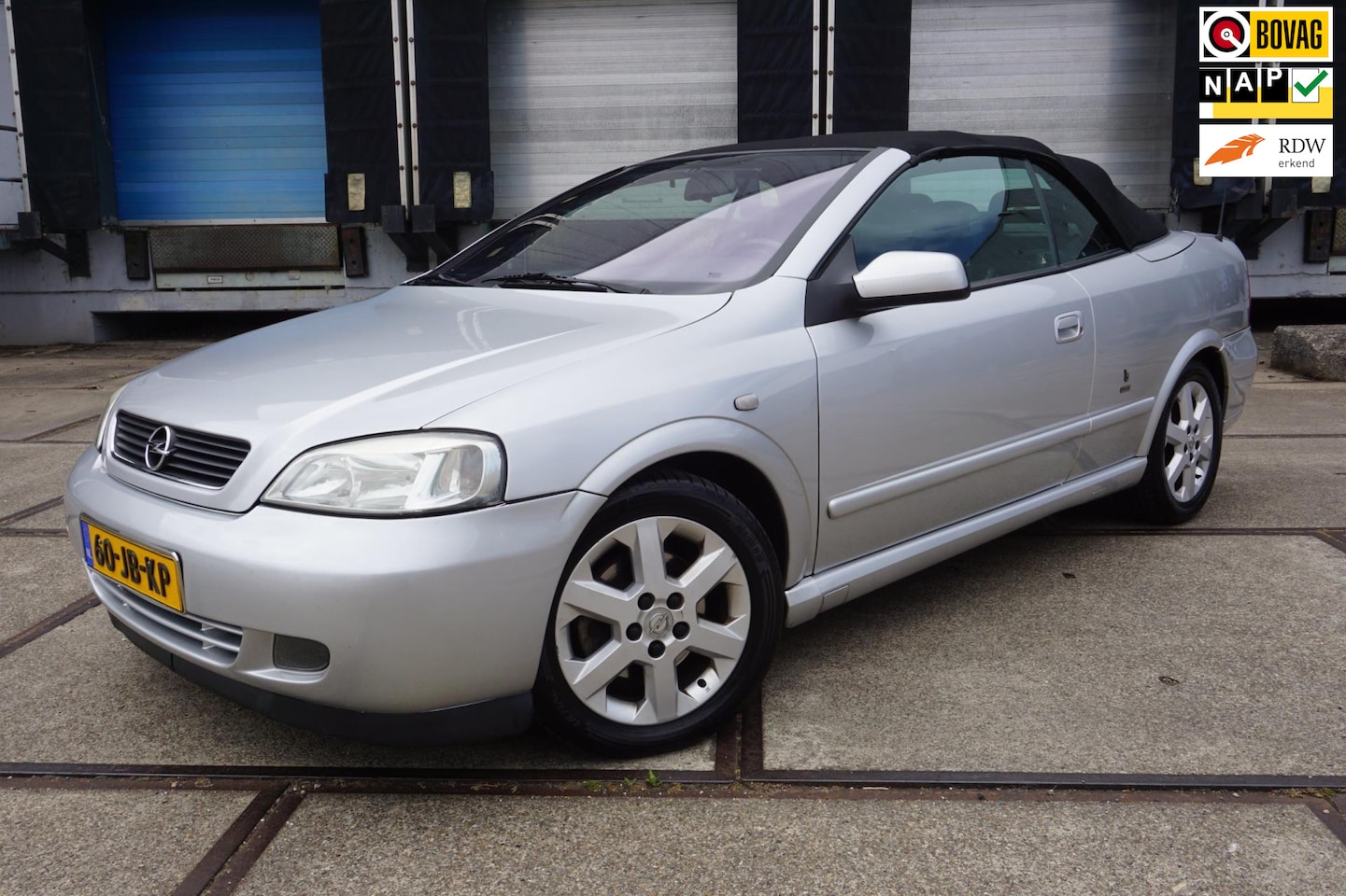 Opel Astra Cabriolet - 2.2-16V 2.2-16V - AutoWereld.nl