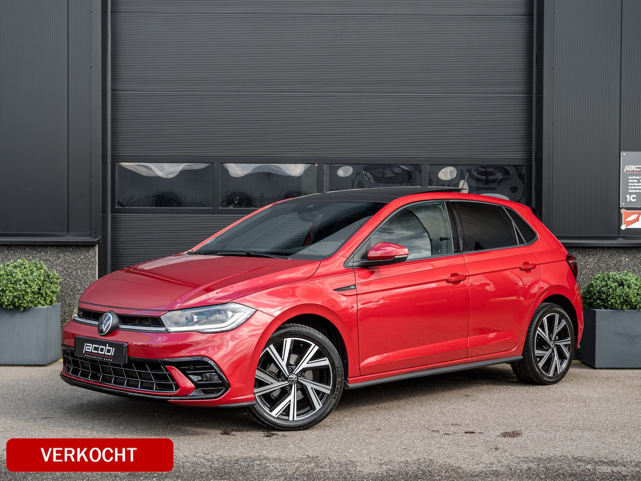 Volkswagen Polo - 1.0 TSI R-Line Business | 3x R-Line | Virtual | Pano | Keyless | Sfeer | ACC | Lane | Came - AutoWereld.nl