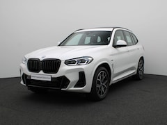BMW X3 - xDrive30e High Executive | M Sportpakket | HIFI | Laserlicht | Panoramadak | 19"