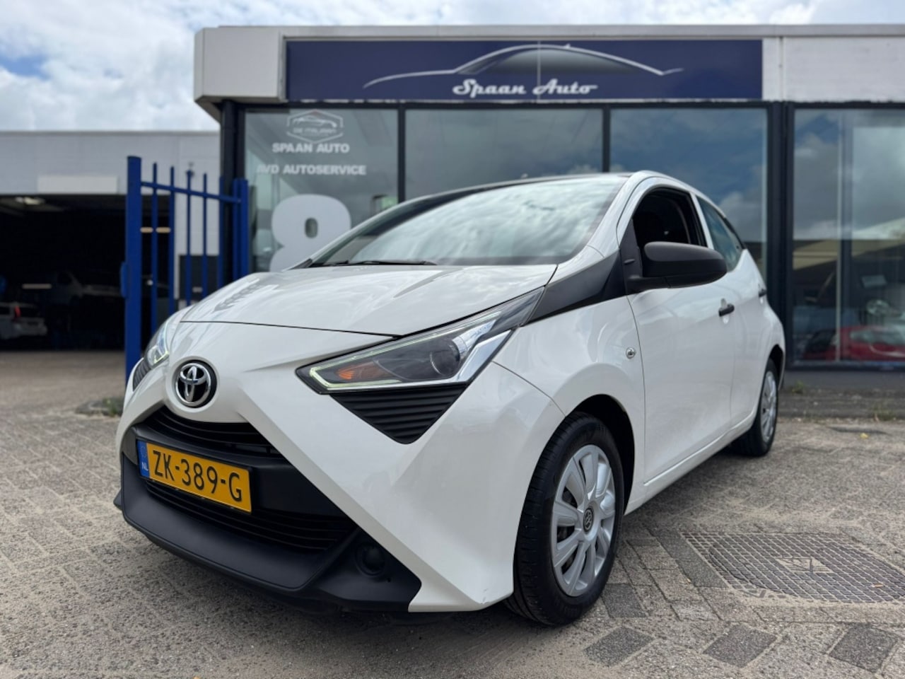 Toyota Aygo - 1.0 VVT-i x-fun | 1ste eigenaar | AIRCO | LED | Elec ramen | BLE - AutoWereld.nl