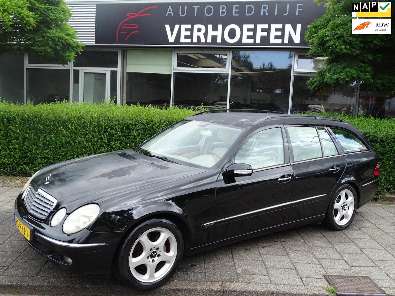 Mercedes-Benz E-klasse Combi - 280 Classic - AUTOMAAT - TREKHAAK - STOELVERWARMING - XENON - CLIMATE CONTR - AIRCO - AutoWereld.nl