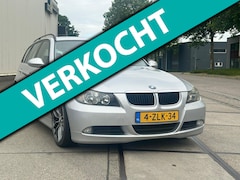 BMW 3-serie Touring - 320i Pano/Leer/Stoelverw/Pdc