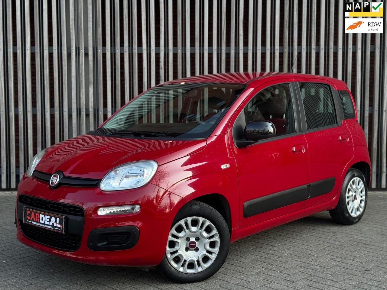 Fiat Panda - 0.9 TwinAir Edizione Cool 2015 AIRCO|ELEKTR|APK 2026 - AutoWereld.nl