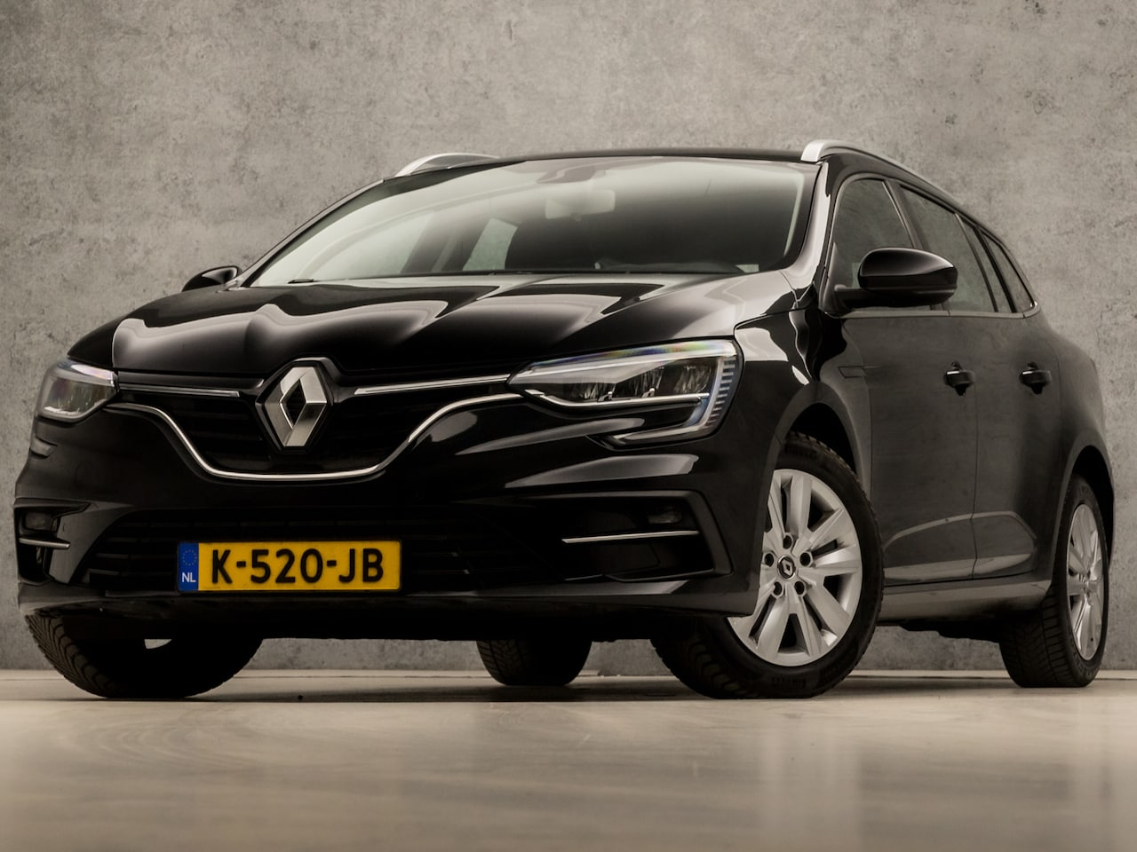 Renault Mégane Estate - 1.3 TCe Business Sport (APPLE CAPLAY, CLIMATE, CRUISE, CAMERA, SPORTSTOELEN, LM VELGEN, NI - AutoWereld.nl
