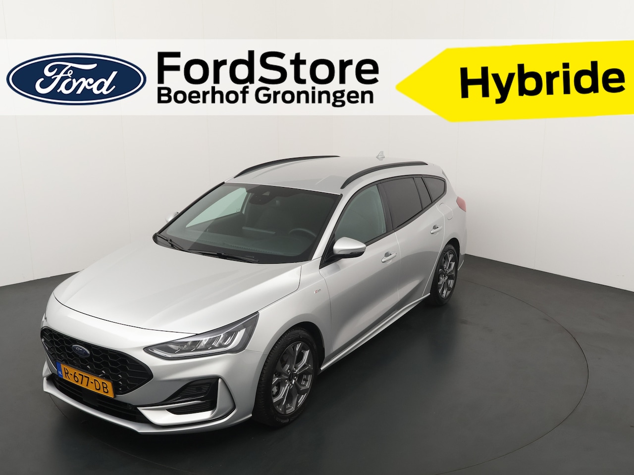 Ford Focus Wagon - EcoBoost Hybrid 125 pk ST Line | NW. Model!! | Cruise | Clima | 17" LMV | Draadloos Carpla - AutoWereld.nl