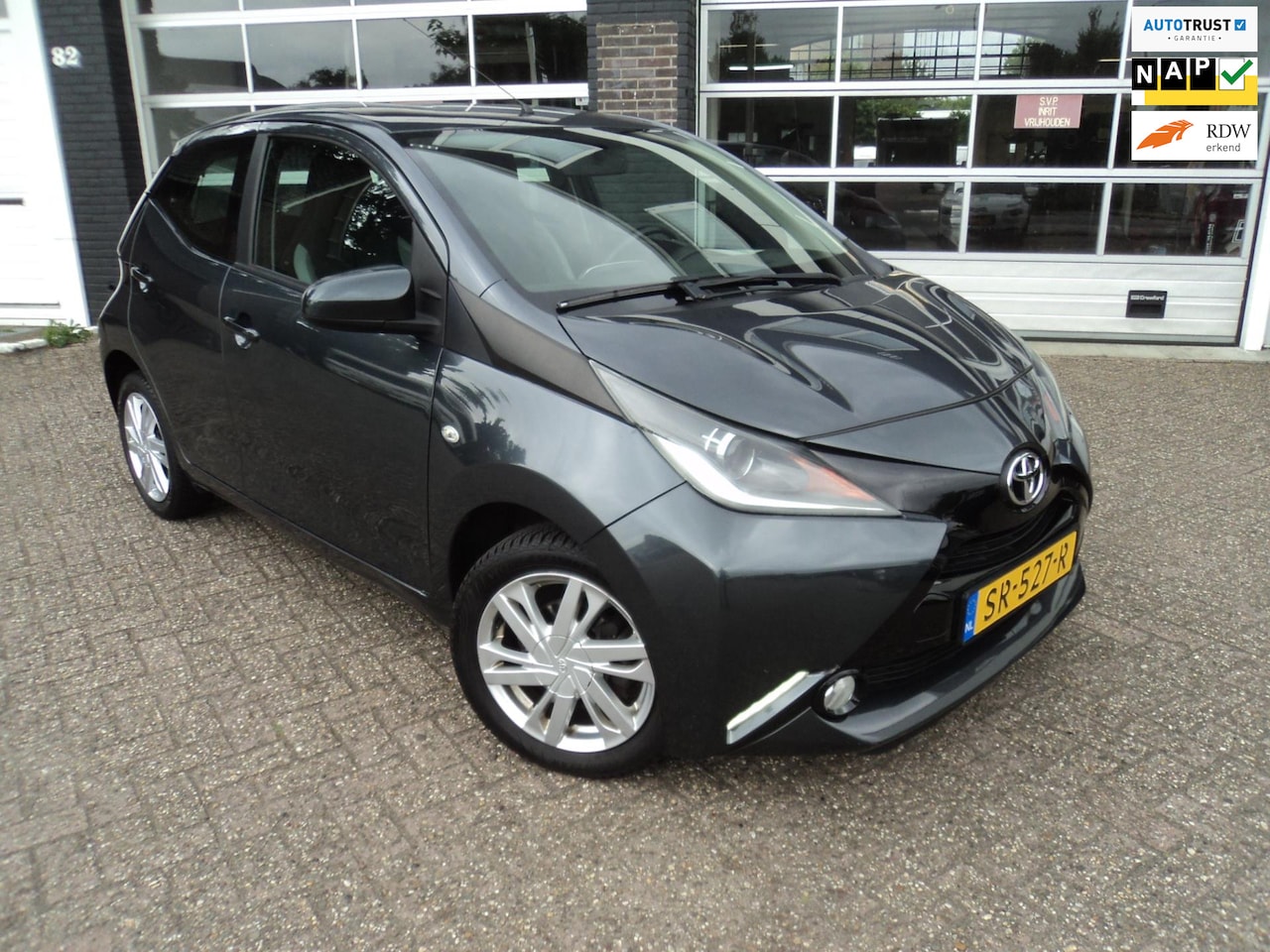 Toyota Aygo - 1.0 VVT-i x-pure camera lm velgen - AutoWereld.nl