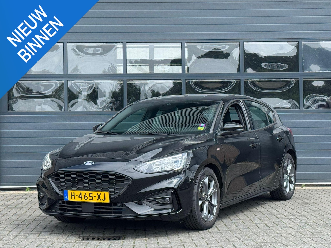 Ford Focus - 1.0 ECOBOOST ST LINE BUSINESS I WINTERPAKKET I CAMERA I CARPLAY I V/D EERSTE EIGENAAR I CR - AutoWereld.nl