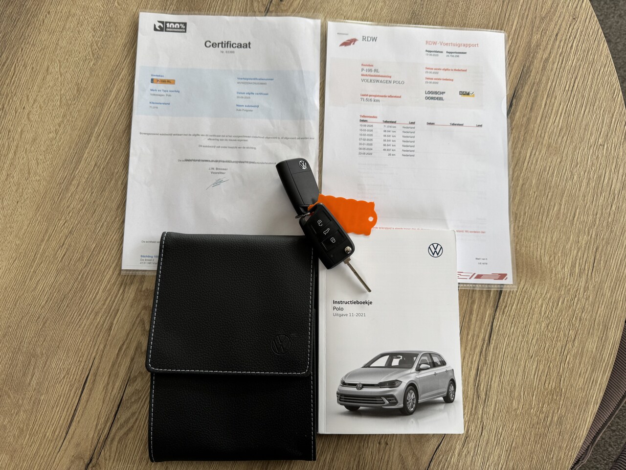Volkswagen Polo - 1.0 TSI R-Line Business GRATIS Afleverpakket! | Panoramadak | Virtual Cockpit | - AutoWereld.nl