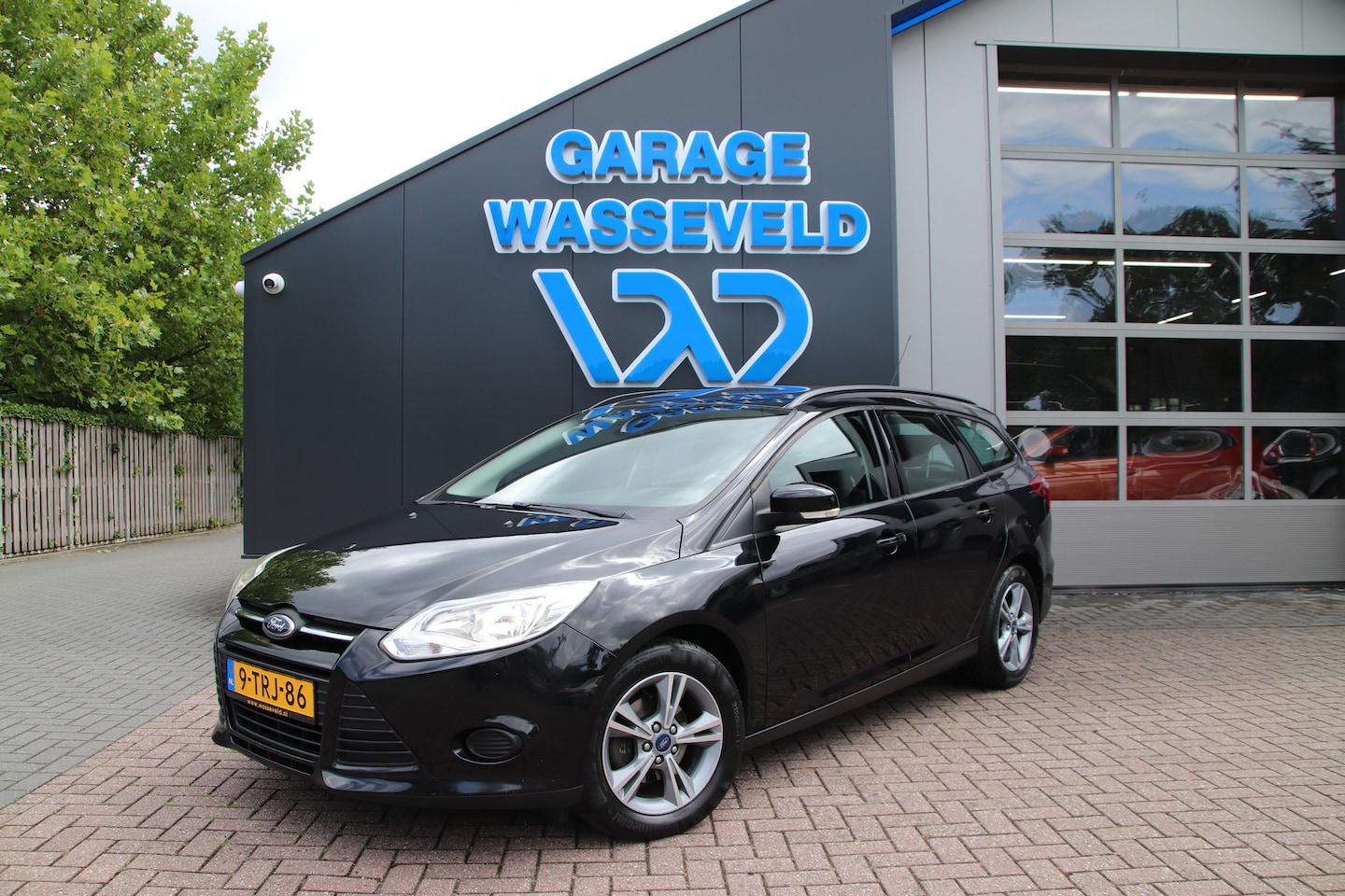 Ford Focus - 1.0 Distributieriem V.V Edition Bluetooth/Park.sens/Cruise/Airco - AutoWereld.nl