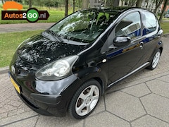 Toyota Aygo - 1.0-12V + I Airco I Sport I 5deurs I rijklaar I