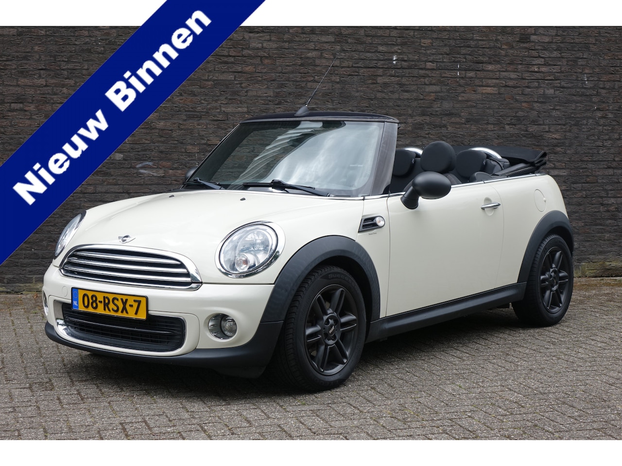MINI Cabrio - 1.6 One Pepper Mini 1.6 One Pepper, airco, black wheels, originele NL auto met N.A.P. Zeer mooie en echte - AutoWereld.nl