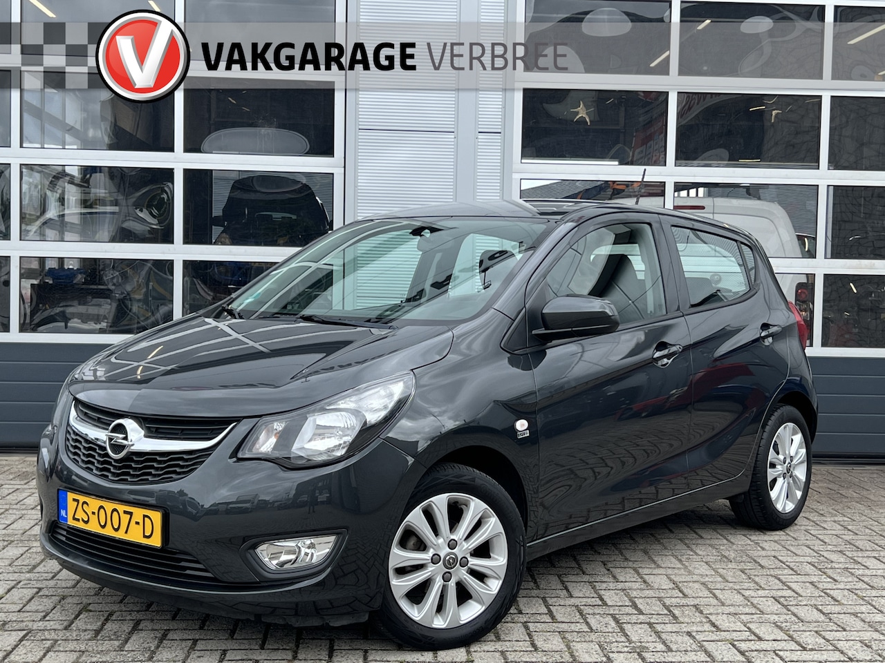 Opel Karl - 1.0 ecoFLEX 120 Jaar Edition | Navigatie/Android/Apple Carplay | LM Velgen 15" | PDC Achte - AutoWereld.nl