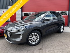 Ford Kuga - 1.5 EcoBoost Titanium 1800KG TREKGEW / 360GR CAMERA / KEYLESS / NAVI / CARPLAY / DAB+ / AC