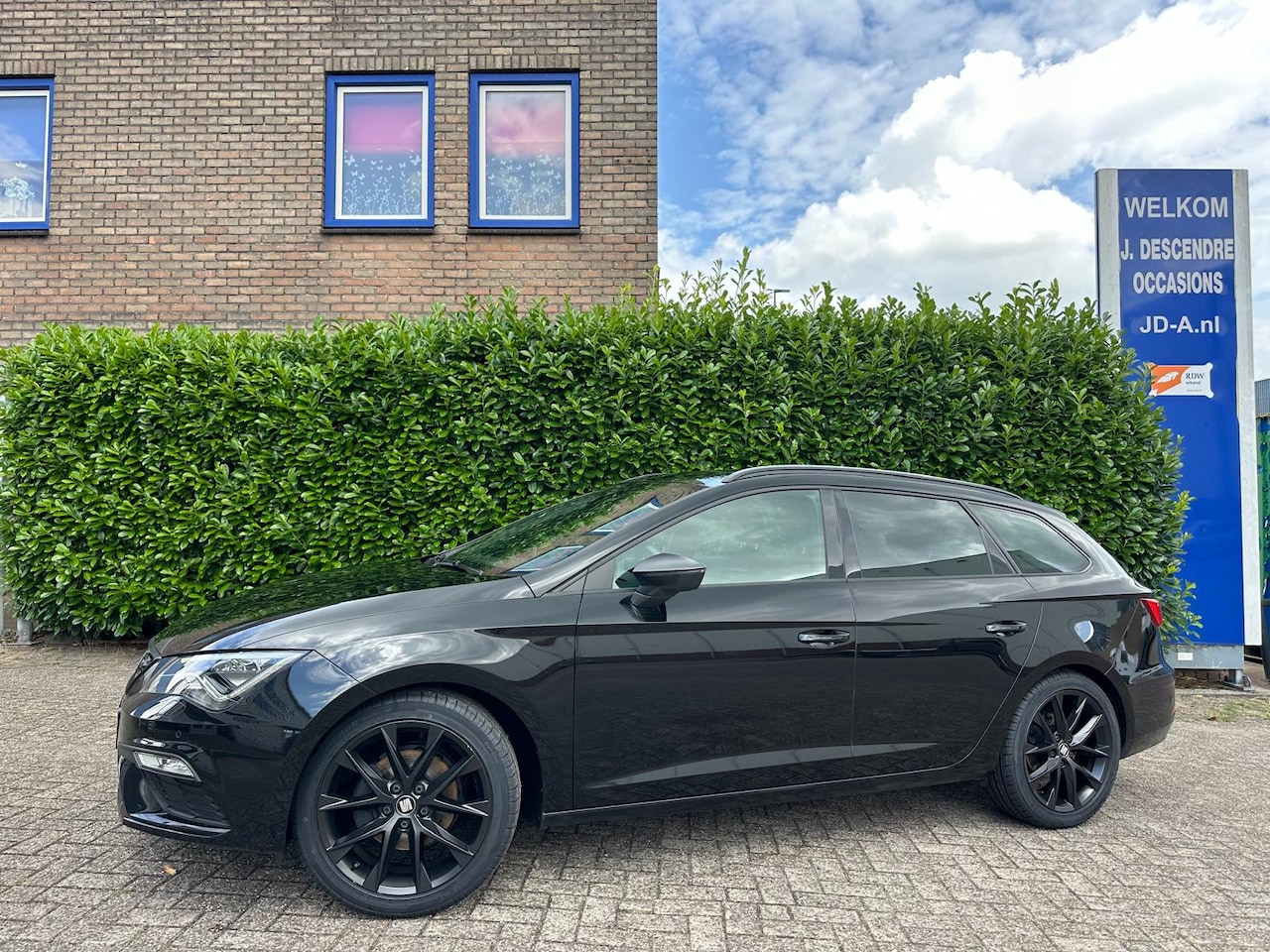 SEAT Leon ST - 1.5 TSI FR Climate C, Cruise C, Navigatie, Elec.Pano.dak!!!! - AutoWereld.nl