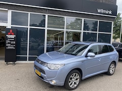 Mitsubishi Outlander - 2.0 PHEV Instyle | Trekhaak | LPG