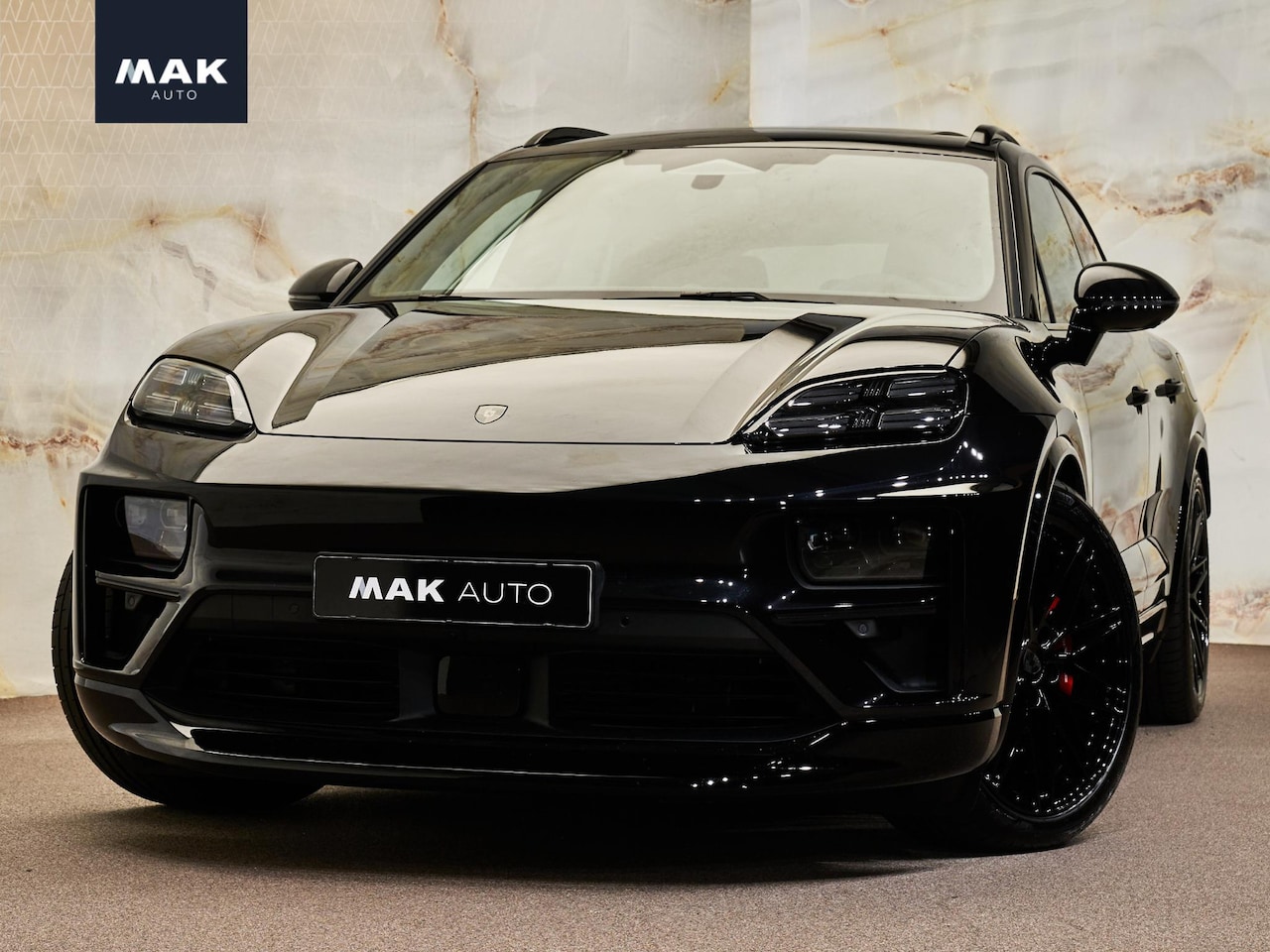 Porsche Macan - Turbo, 22'', pano, surround view, bijrijdersdisplay, Burmester, luchtv., LED-matrix, stl.v - AutoWereld.nl
