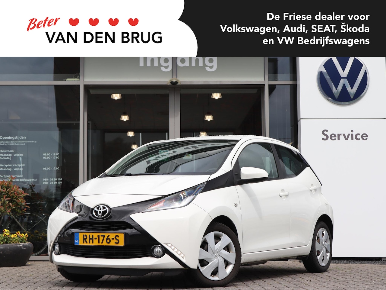 Toyota Aygo - 1.0 69 pk VVT-i x-play | Airco | Bluetooth | Led dagrijverlichting | Camera | Elektrische - AutoWereld.nl