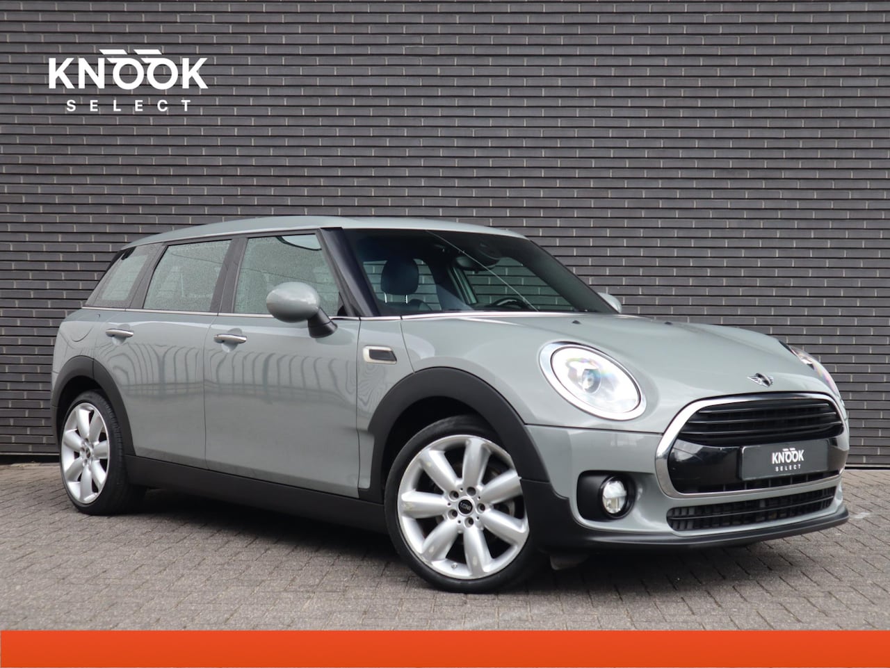 MINI Clubman - Mini 1.5 Cooper Chili Serious Business | Keyless entry | Cruise | - AutoWereld.nl