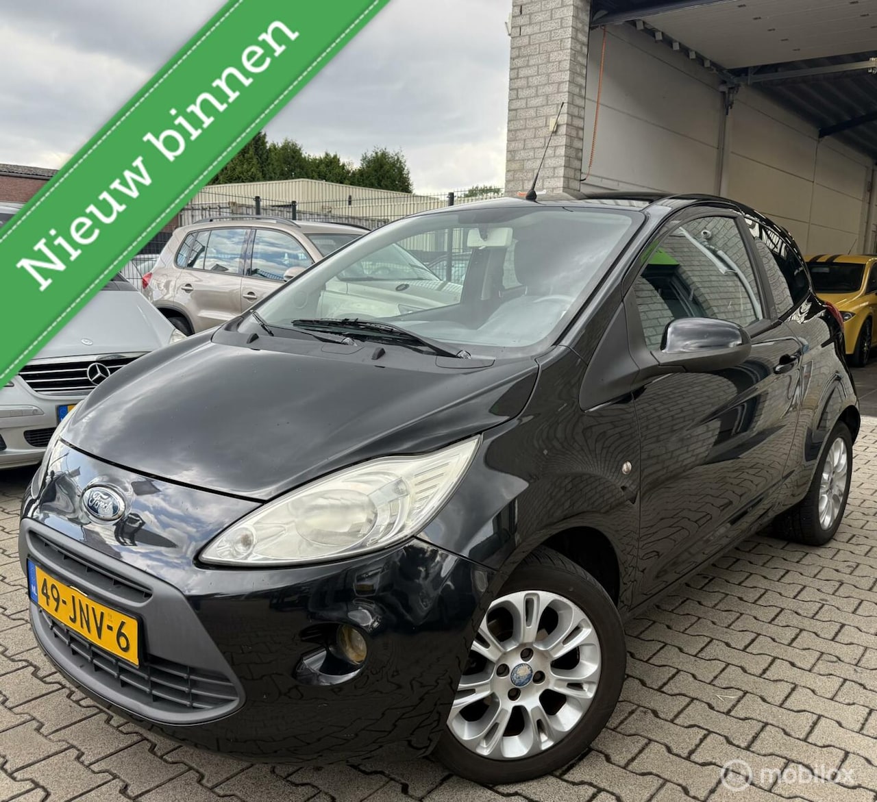 Ford Ka - 1.2 Titanium / Airco / 3DRS / Sport.V / N.A.P - AutoWereld.nl