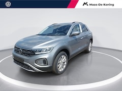 Volkswagen T-Roc - Life Edition 1.5 TSI 150 pk 7 versn. DSG · Achteruitrijcamera · Parkeersensoren voor en ac