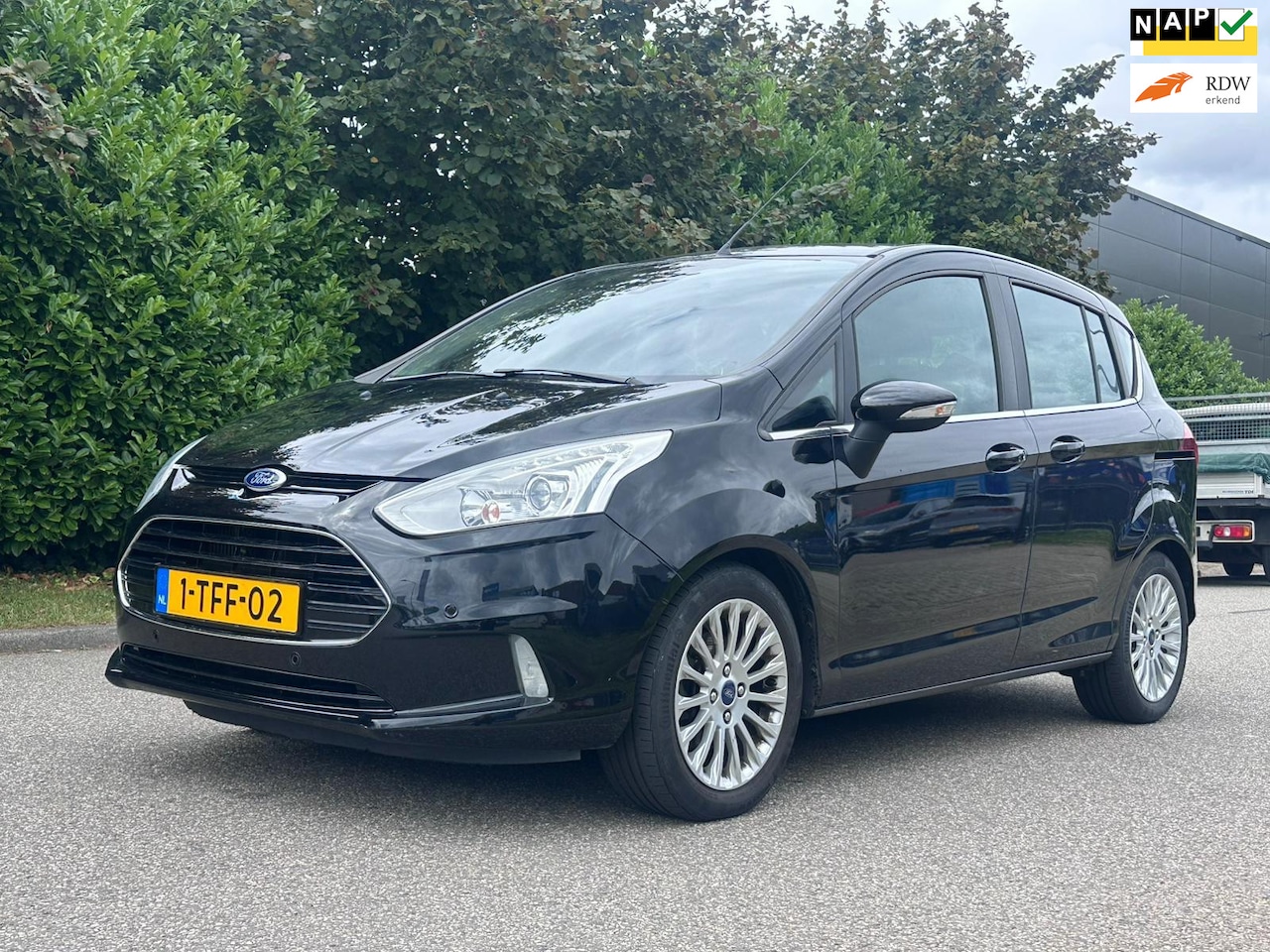 Ford B-Max - 1.0 EcoBoost Titanium Achteruit Camera*Navigatie*NAP*Cruise*Clima*Trekhaak*LM velgen*Parke - AutoWereld.nl