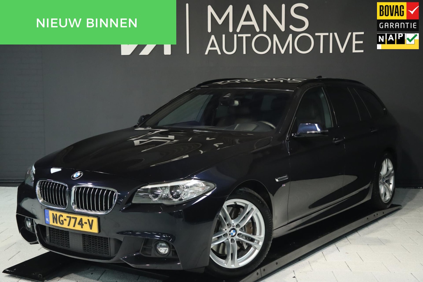 BMW 5-serie Touring - 528xi xDrive M Sport / HUD / 2x MEMORY / 360 / H&K / KEYLESS / NAP - AutoWereld.nl
