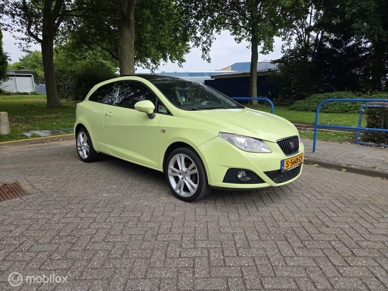 SEAT Ibiza SC - 1.6 Style 1.6 Style - AutoWereld.nl