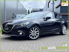 Mazda 3 - 3 2.0 GT-M | Navi | Leder | Head up | Keyless | NL auto | NAP