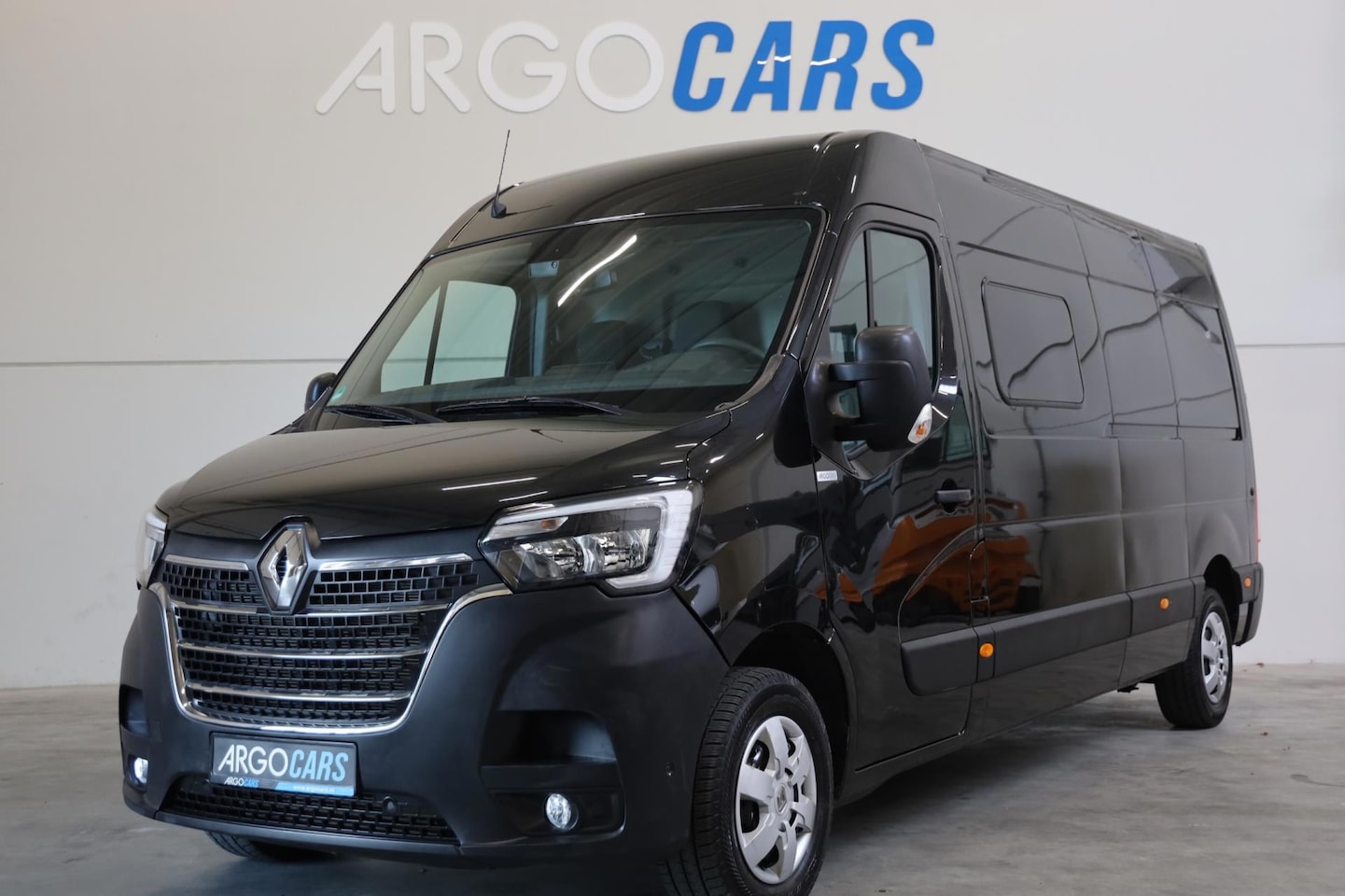 Renault Master - T35 2.3 dCi 150PK LED L3/H2 Energy Work Edition CRUISE AIRCO PDC V+A Lease v/a 187 p.m. IN - AutoWereld.nl