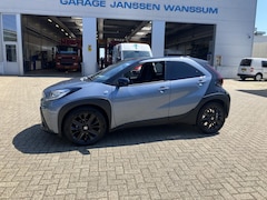 Toyota Aygo X - 1.0 VVT-I S-CVT PREMIUM AUTOMAAT
