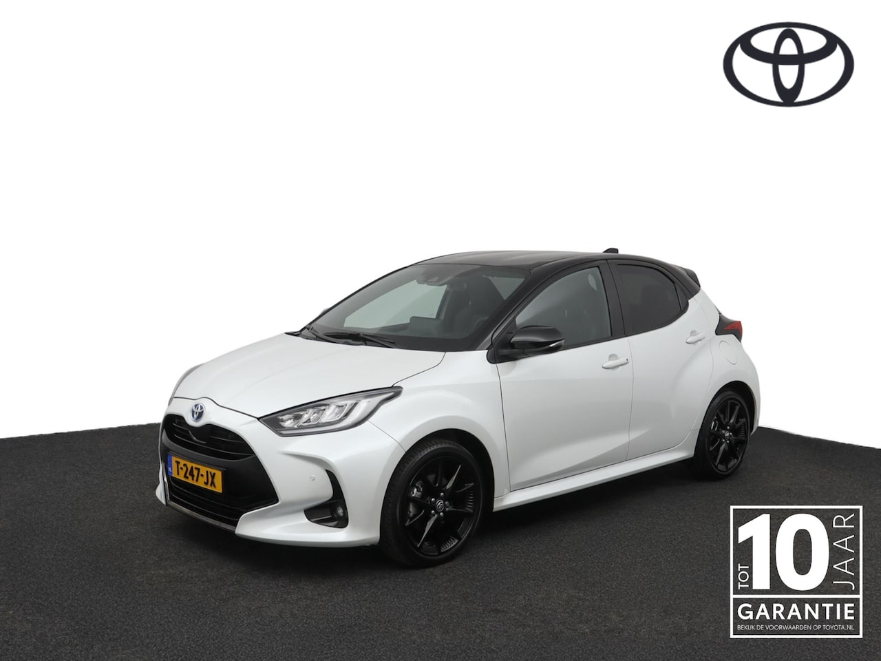 Toyota Yaris - 1.5 Hybrid Executive two-tone | Navigatie | Keyless | Dodehoekdetectie | Parkeersensoren | - AutoWereld.nl