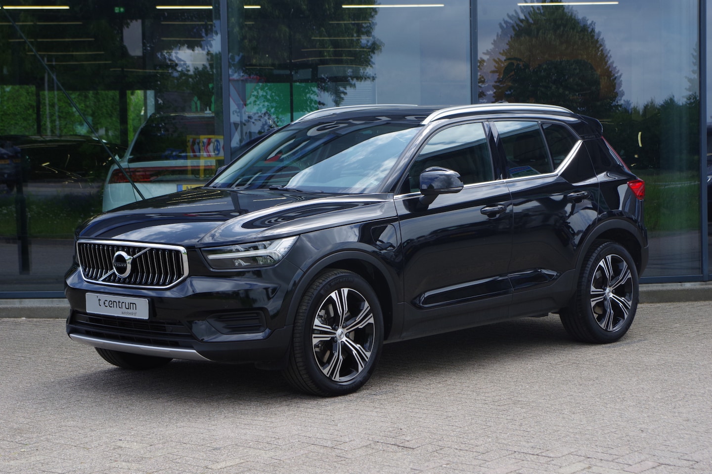 Volvo XC40 - 1.5 T5 Recharge 263 PK Inscription PHEV, Panoramadak, Leder, Winterpakket, LED - AutoWereld.nl