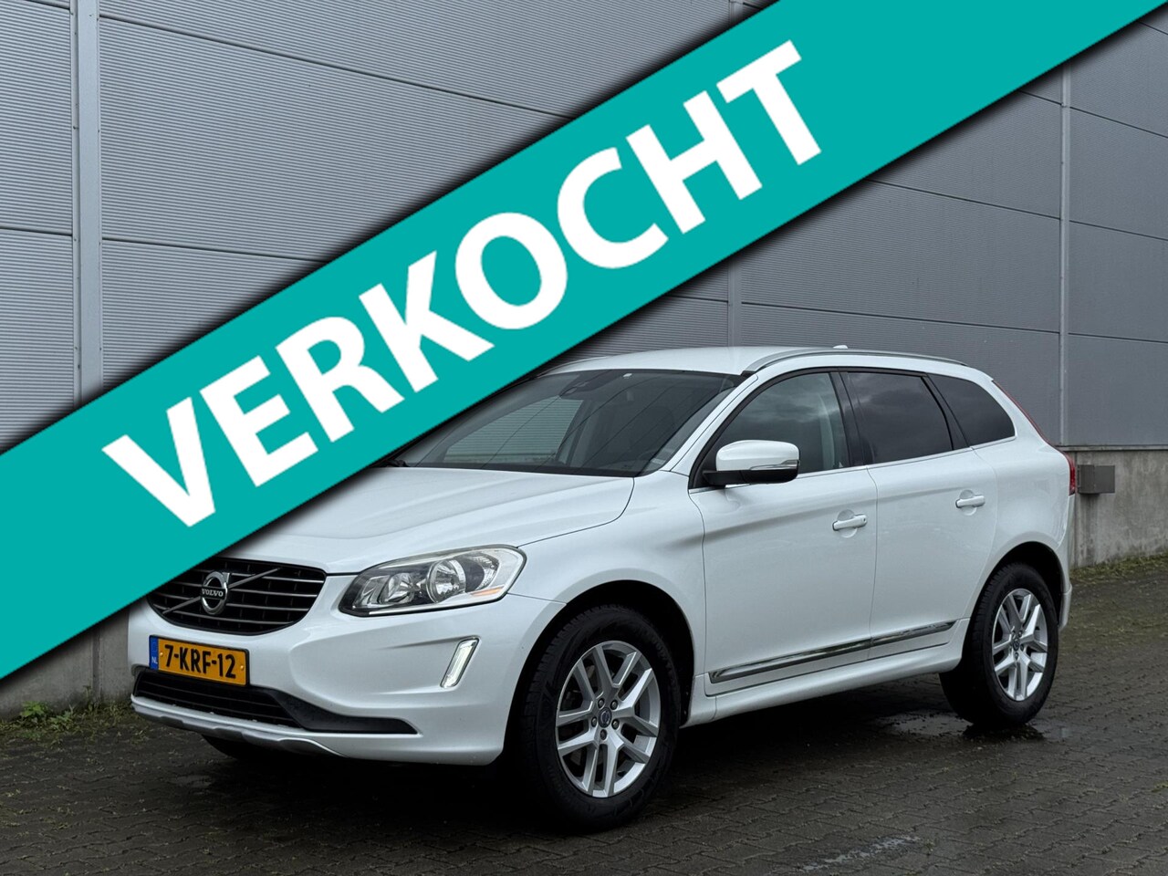 Volvo XC60 - 2.4 D5 AWD Summum CLIMA|NAVI|CRUISE|LEER|NAP| - AutoWereld.nl