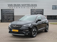 Opel Grandland X - 1.2 Turbo Innovation / Carplay / Leer / Stoelverwaming/-koeling