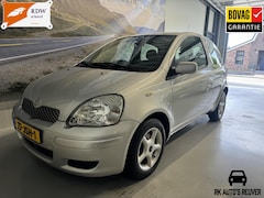 Toyota Yaris - 1.3 VVT-i Sol / AUTOMAAT / Unieke staat /Airco