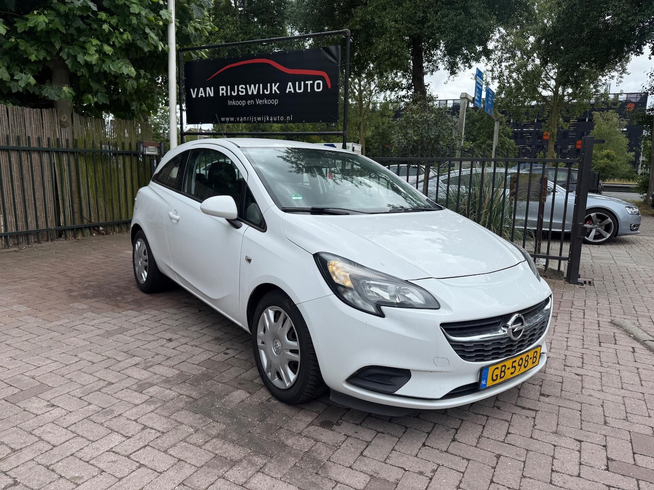 Opel Corsa - 1.3 CDTI Business+ Navi Clima Trekh 3290NETTO - AutoWereld.nl