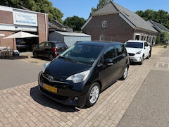 Toyota Verso S - 1.3 VVT-i Dynamic