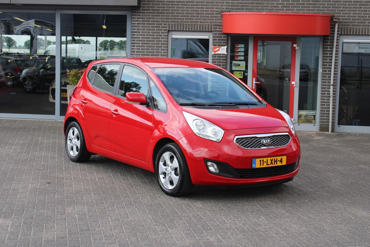 Kia Venga - 1.6 CVVT X-ecutive Clima/Navi/Camera/N.A.P. - AutoWereld.nl