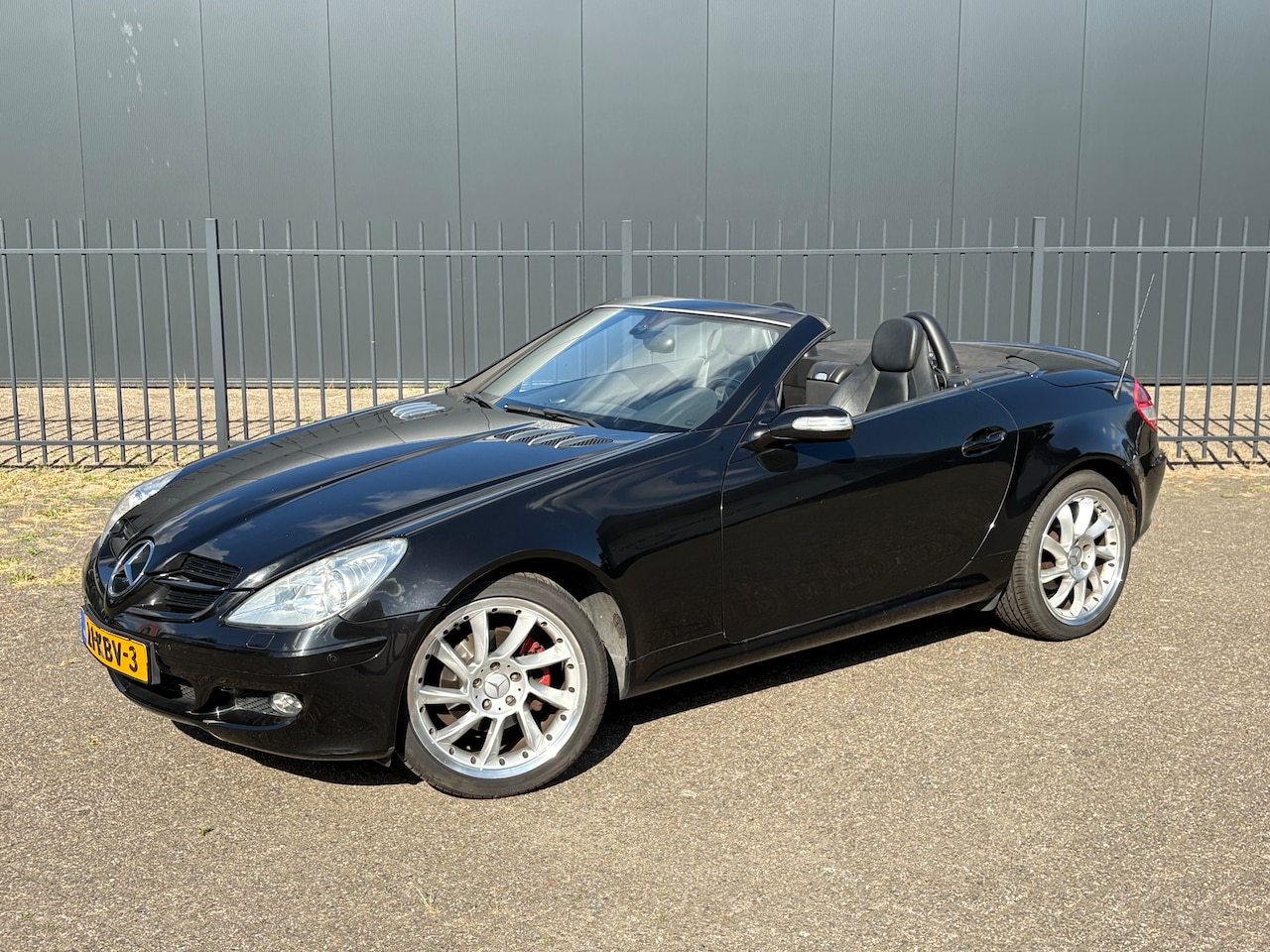 Mercedes-Benz SLK-klasse - 200 K. Hard-top elektrisch | Camera | Navigatie | Airco - AutoWereld.nl